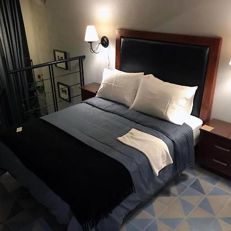 La Perla Hotel Boutique B&B Гуадалахара Екстериор снимка