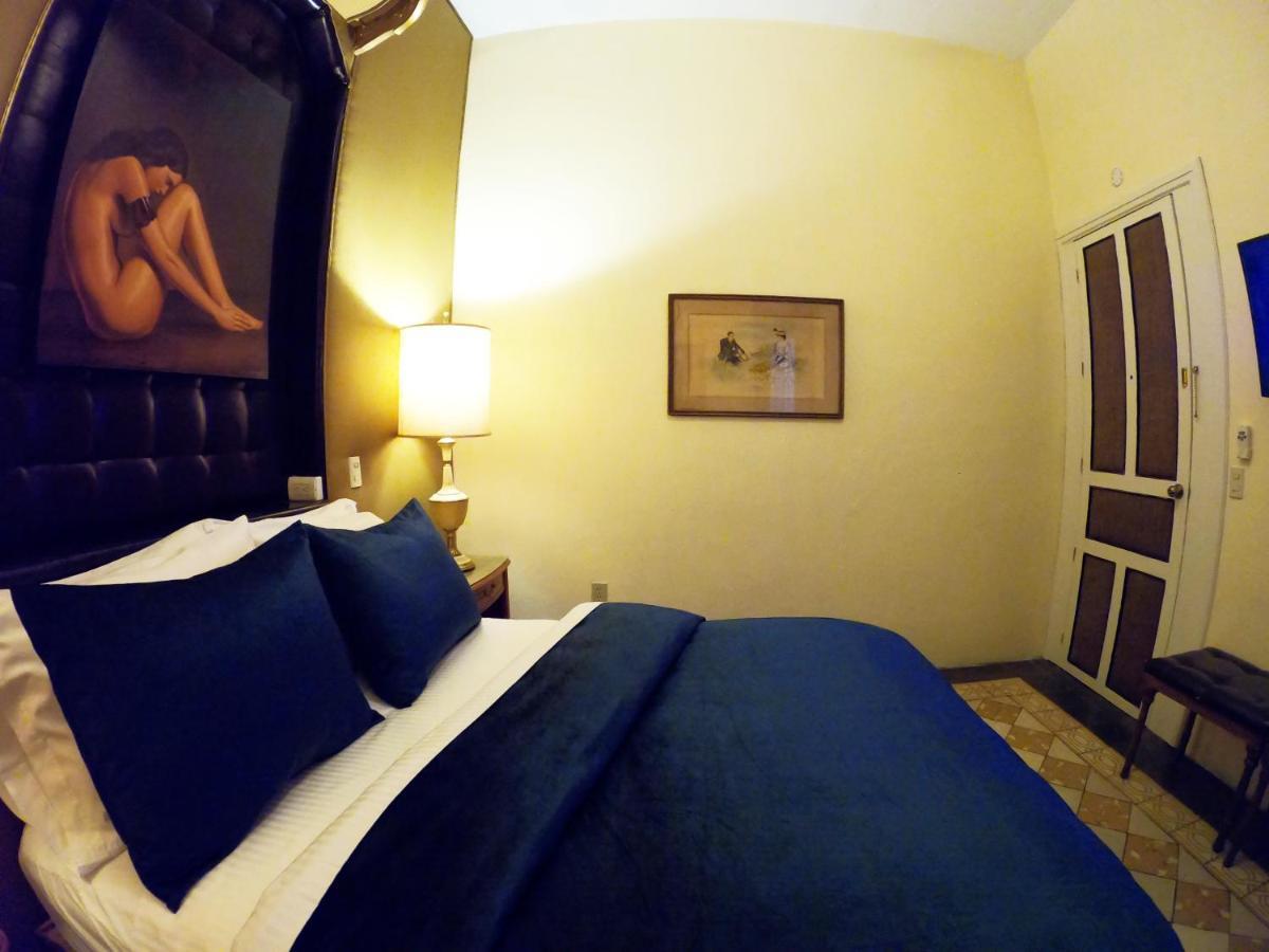 La Perla Hotel Boutique B&B Гуадалахара Екстериор снимка
