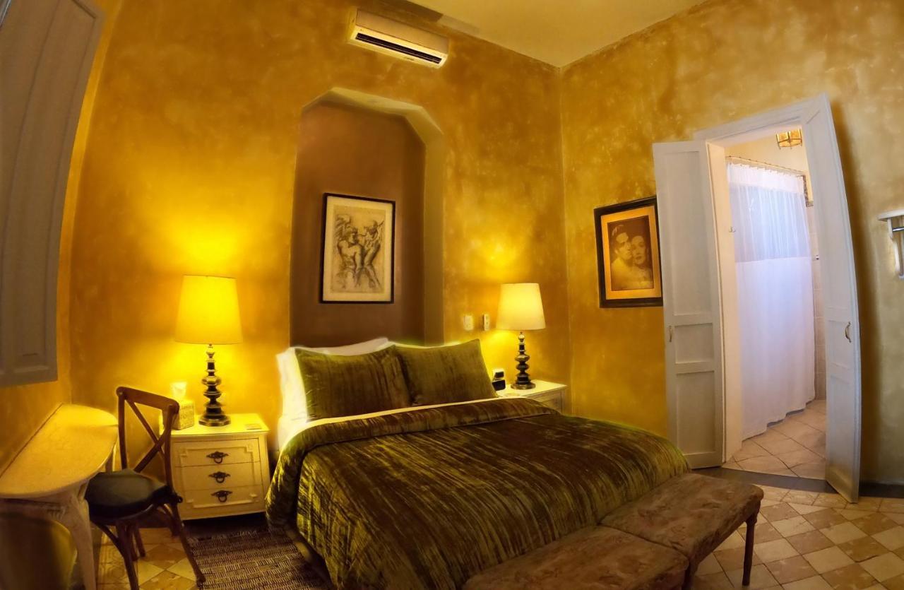 La Perla Hotel Boutique B&B Гуадалахара Екстериор снимка