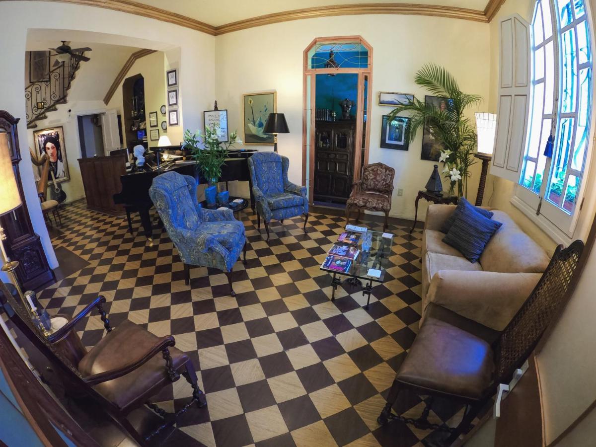 La Perla Hotel Boutique B&B Гуадалахара Екстериор снимка