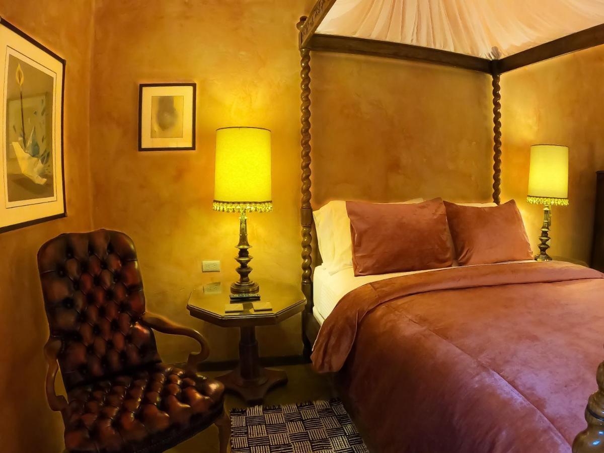 La Perla Hotel Boutique B&B Гуадалахара Екстериор снимка