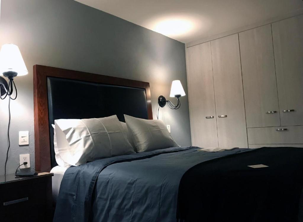 La Perla Hotel Boutique B&B Гуадалахара Екстериор снимка